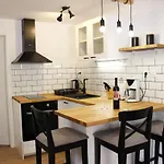Kendi Apartamento Sutivan